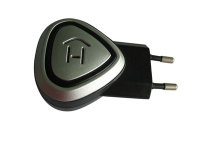 手機(jī)充電51-東營世紀(jì)緣-東營世紀(jì)緣汽車用品、東營汽車用品批發(fā)、東營汽車美容、汽車用品、汽車裝飾、汽車美容、汽車用品批發(fā)、汽車服務(wù)連鎖、東營汽車裝飾、東營汽車裝飾用品、汽車美容養(yǎng)護(hù)產(chǎn)品、3M鈦金高隔熱太陽膜、廣東清欣